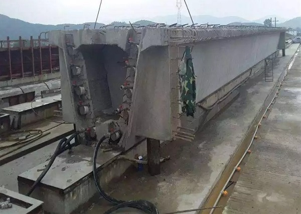 ����ʶѹ������ո���ѹ����ԭ��������������